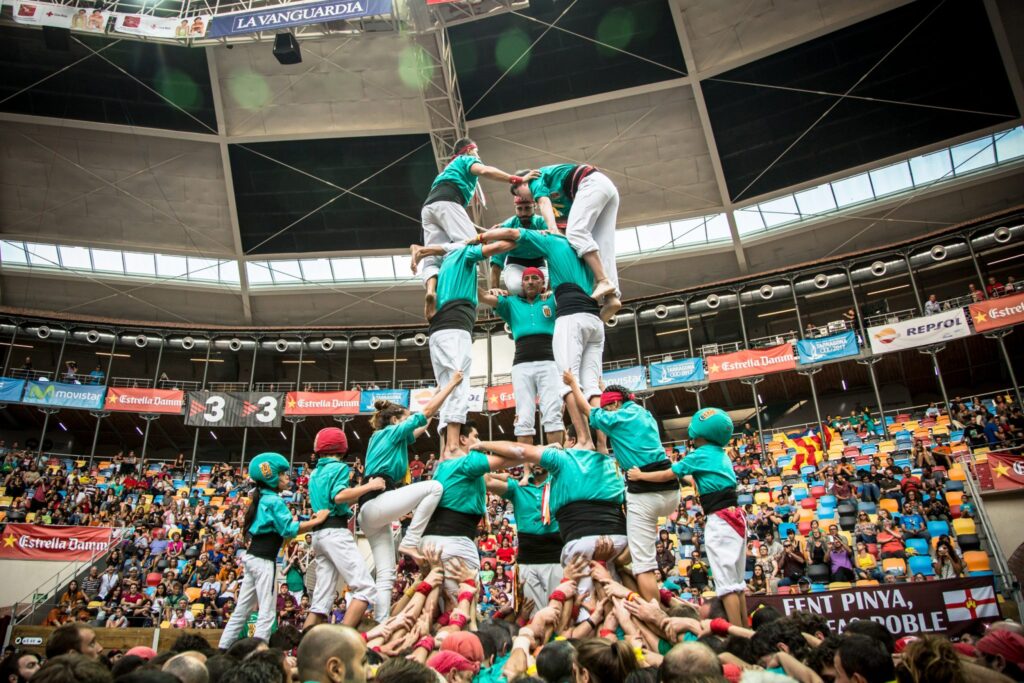 Human tower as a way to improve Internal Communications